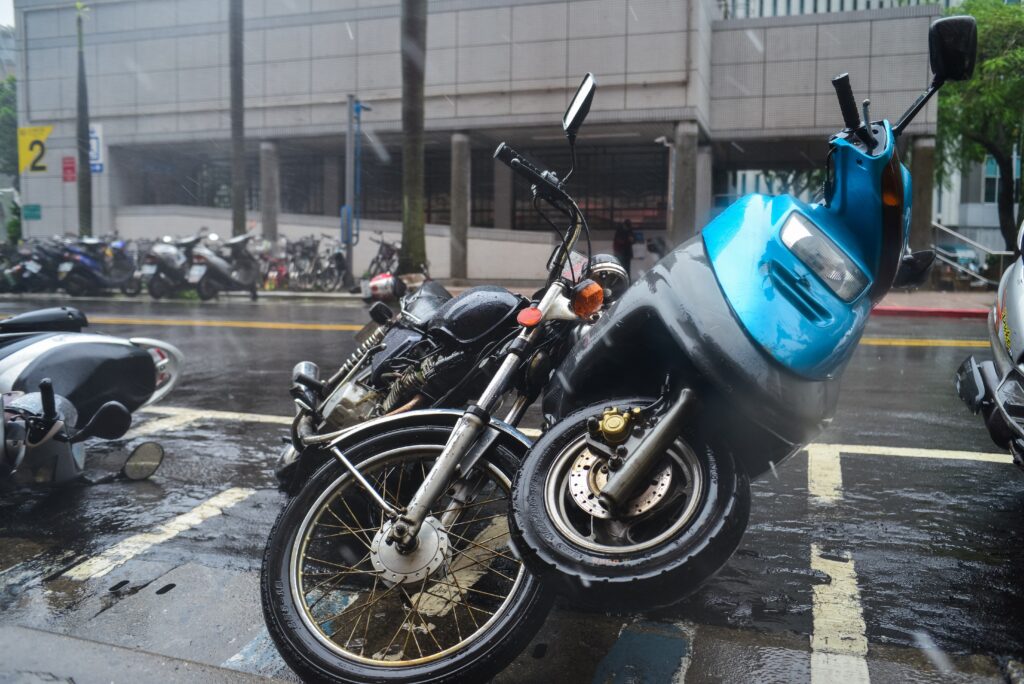 motorcycles fallen against eachother in st petersburg