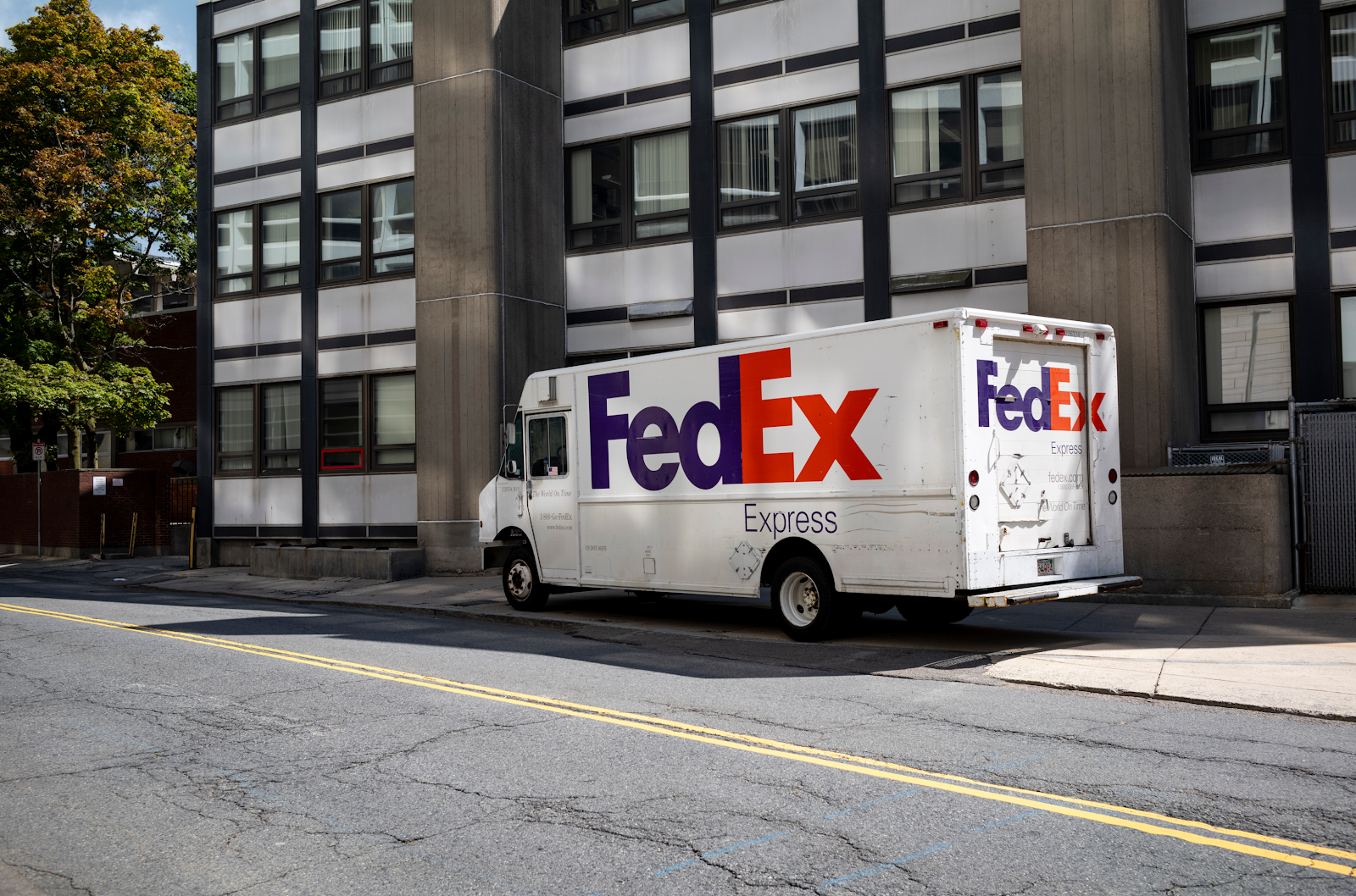fedex truck parked on a florida road, accident claims truck crashes theme